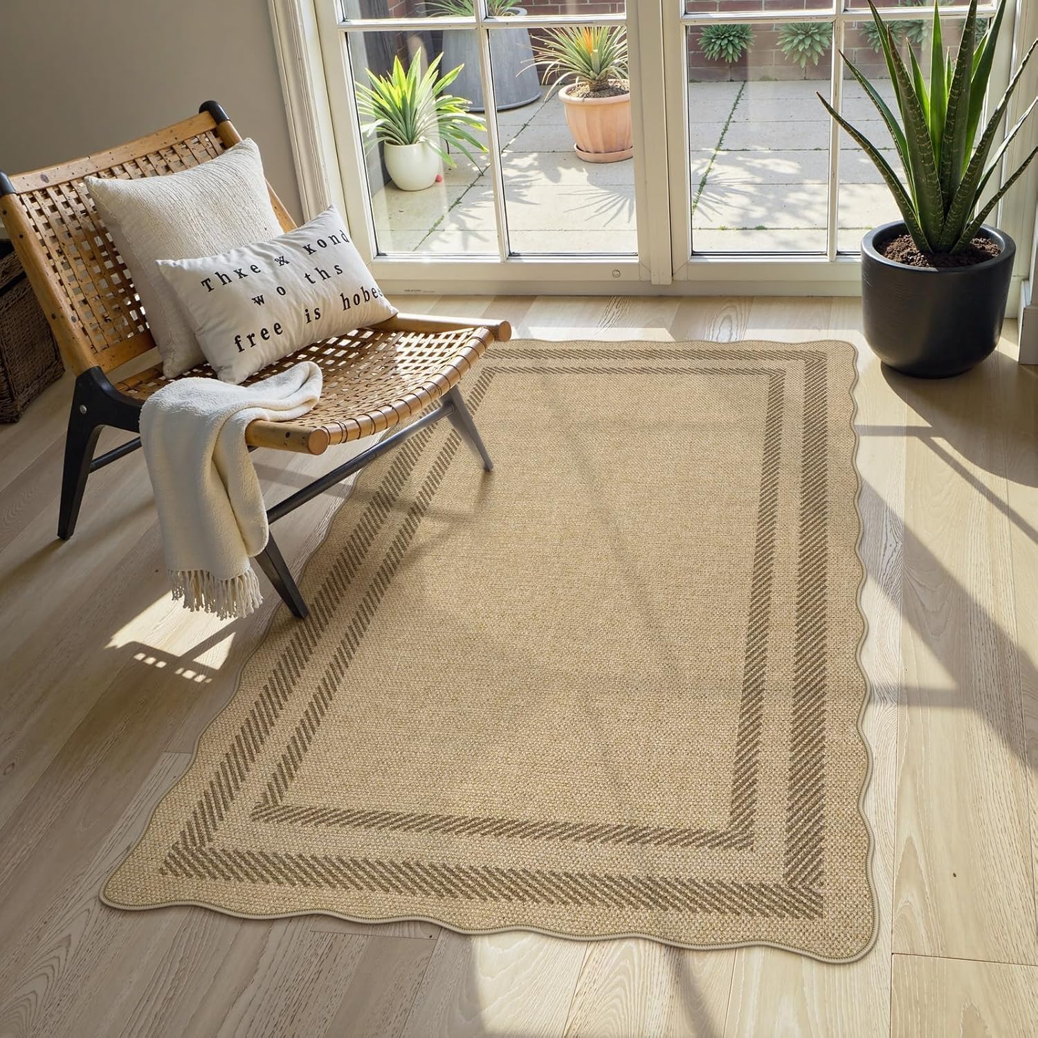 Scalloped Tan Jute Area Rug