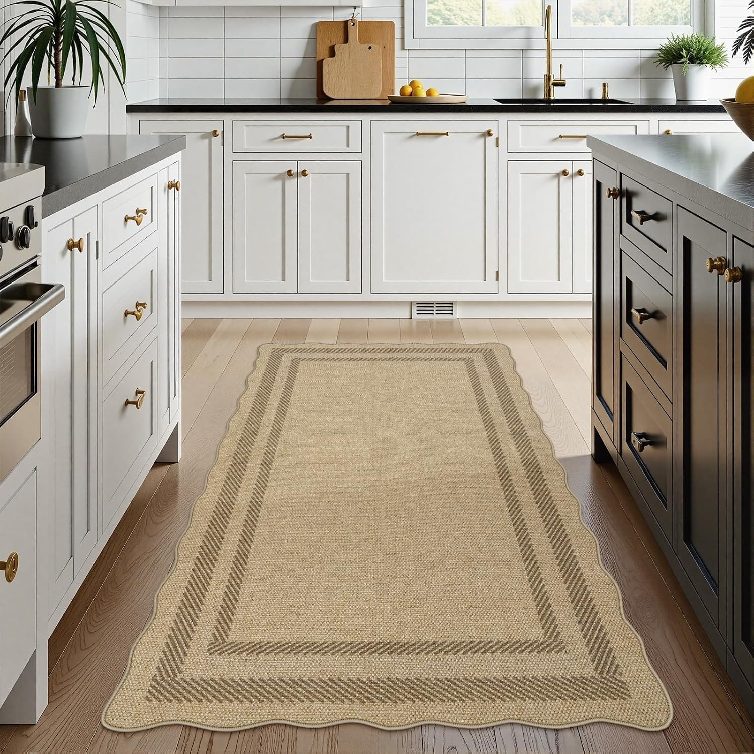 Scalloped Tan Jute Area Rug